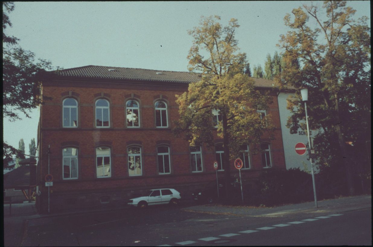 059_bahnstr_42_gewerbesch_erk_sch.JPG